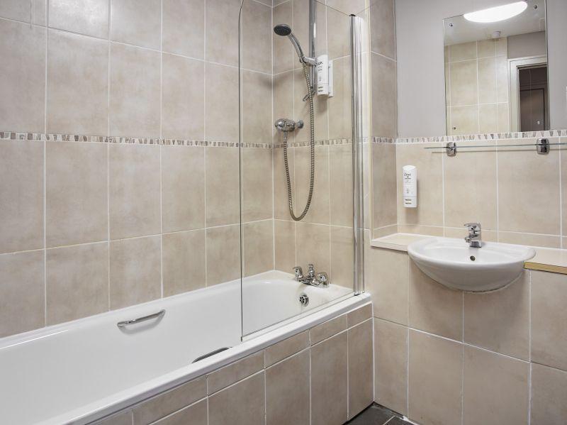 Cordia Serviced Apartments - Free On-Site Parking Белфаст Екстер'єр фото